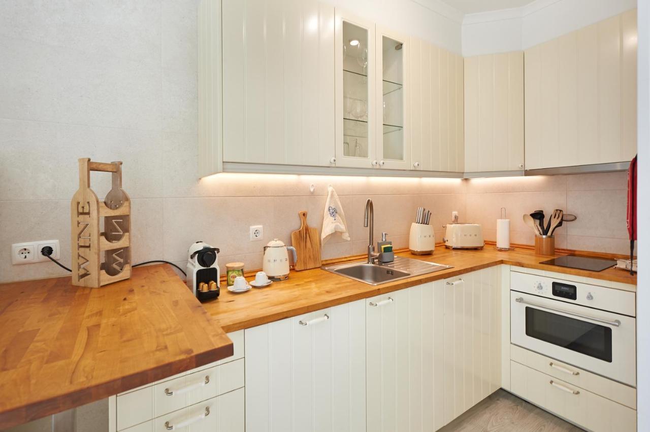 São Pedro do Estoril Cozy Beach House Sao Pedro Estoril מראה חיצוני תמונה