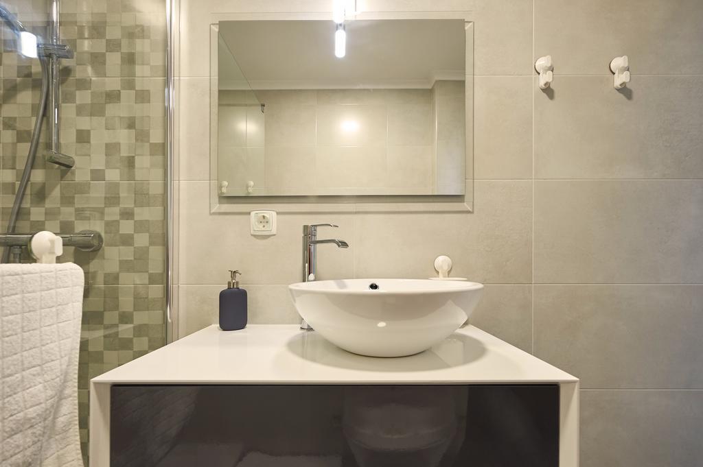 São Pedro do Estoril Cozy Beach House Sao Pedro Estoril מראה חיצוני תמונה